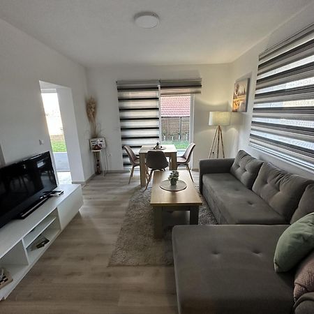 Ammirevole Ravne Apartments Visoko Eksteriør bilde