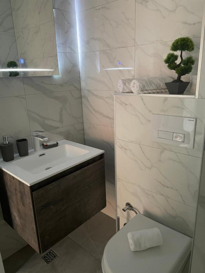 Ammirevole Ravne Apartments Visoko Eksteriør bilde
