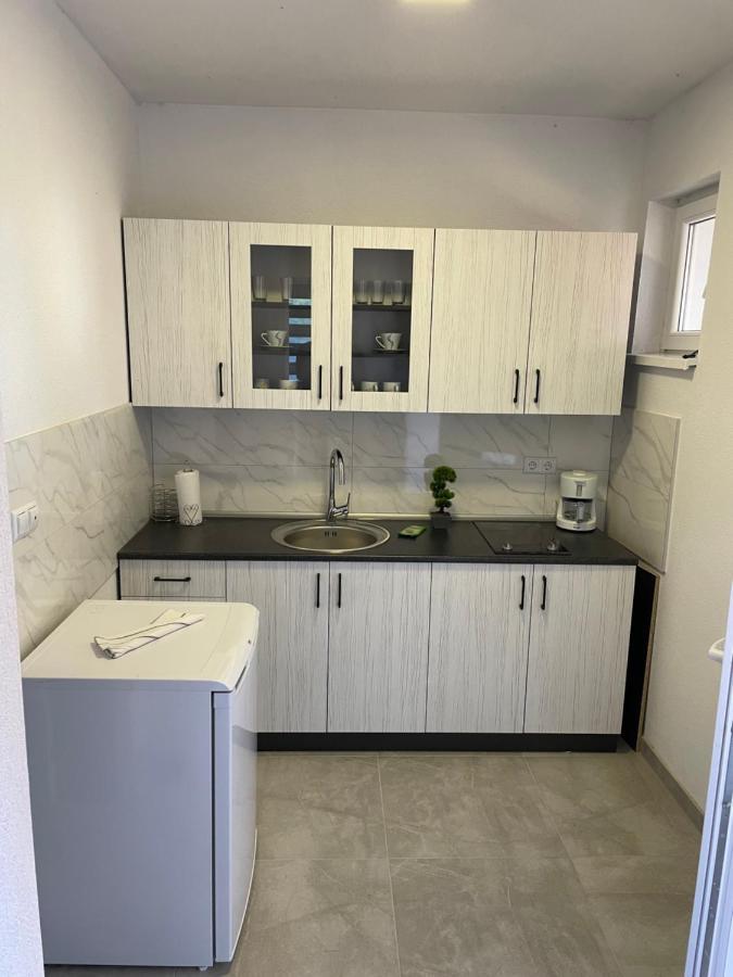 Ammirevole Ravne Apartments Visoko Eksteriør bilde